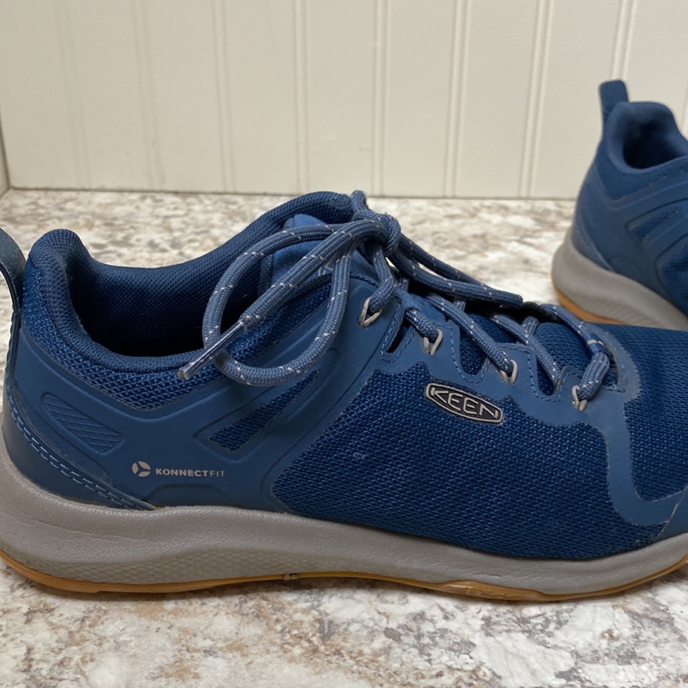 KEEN Women's Explore Low Waterproof Mountain Sneakers size 8.5 - Picture 6 of 7